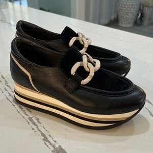 Softwaves Cala Black and White Platform with beige accents size 36 (6W) No Sole